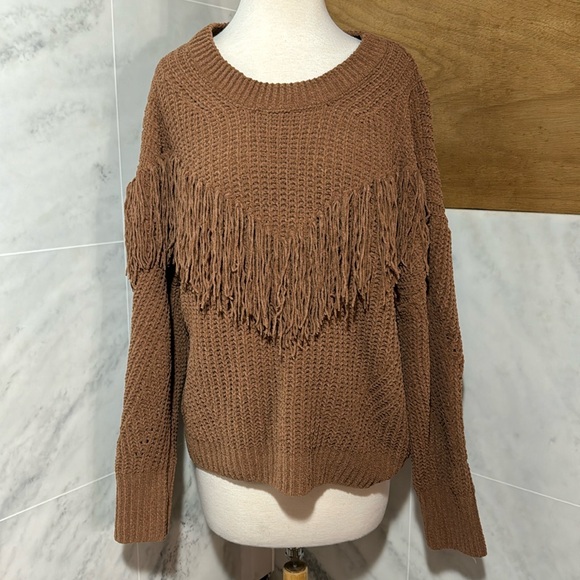 No Boundaries Juniors Fringe Sweater size 3XL (21) - Picture 3 of 9